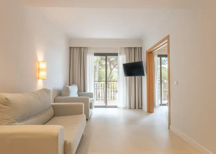 Vell Mari Hotel & Resort